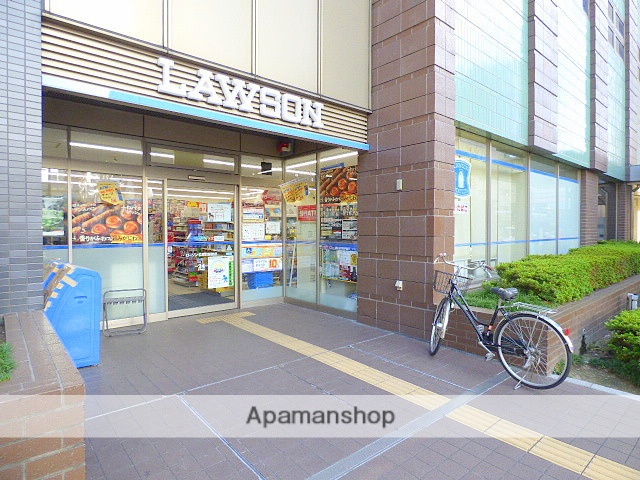 コンビニ　ローソン（コンビニ）まで98m