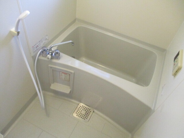 バス・シャワールーム　浴室