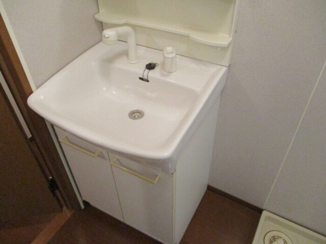 洗面設備　洗髪洗面化粧台