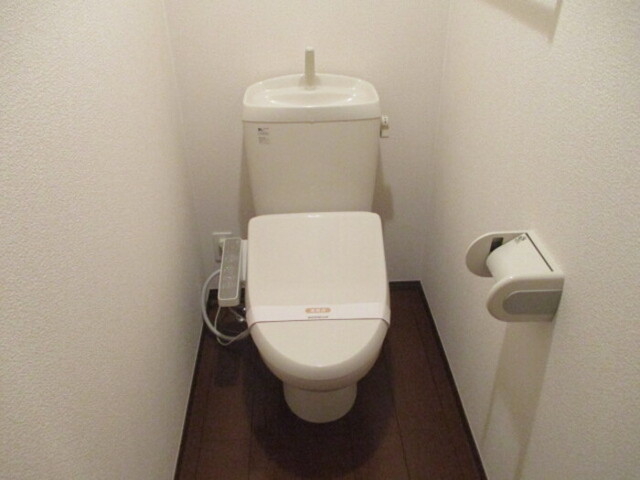 トイレ　温水洗浄暖房便座