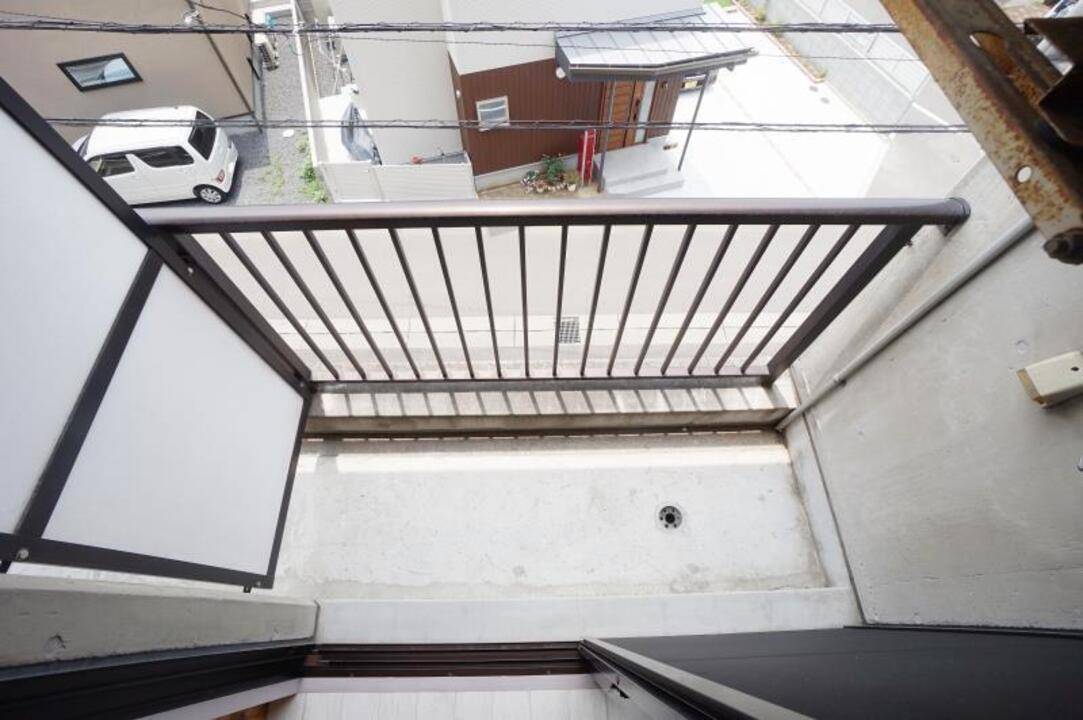 バルコニー　バルコニー