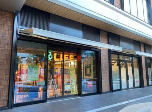 スーパー　ライフ勝どきミッド店（スーパー）まで114m