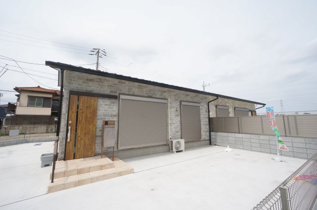 建物外観　物件、駅でお待ち合わせでのご案内歓迎！