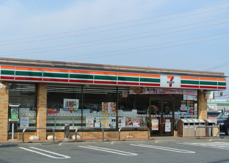 コンビニ　セブンイレブン 千葉愛生町店（コンビニ）まで242m