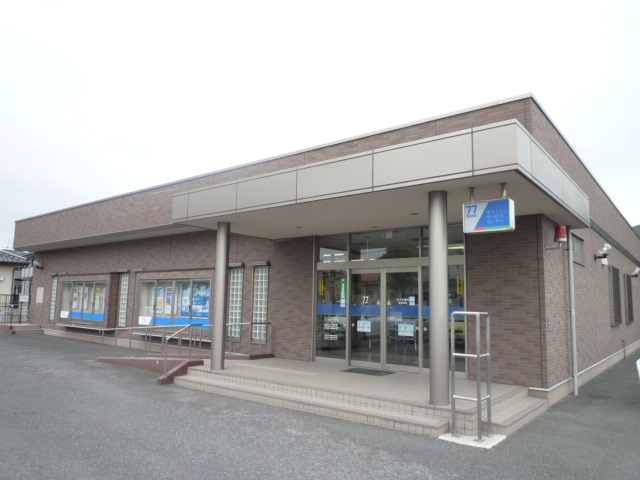 銀行　七十七銀行岩切支店（銀行）まで824m