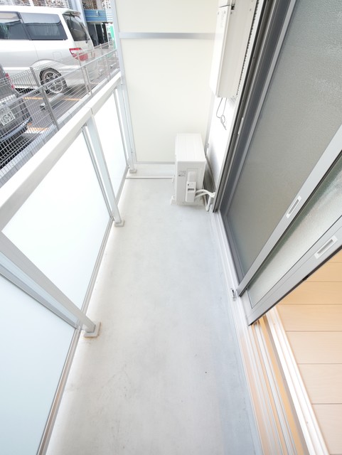 バルコニー　★バルコニーも広めにとられています★