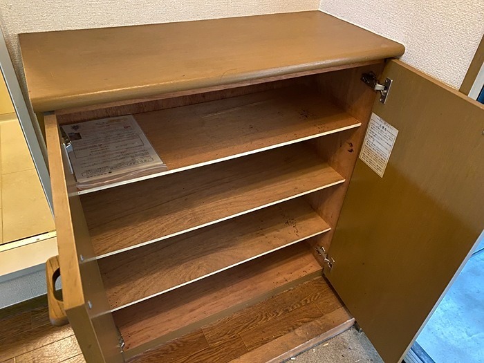 その他部屋・スペース　フローリングの室以内です。