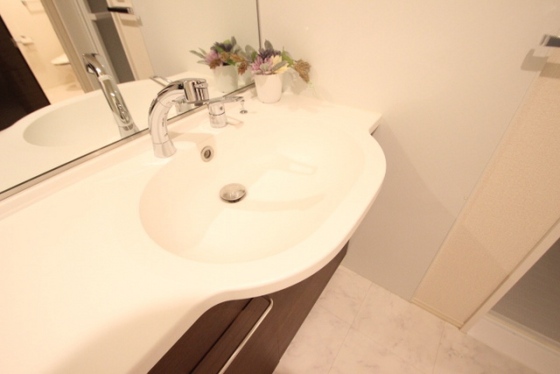 洗面設備　※別部屋の写真です