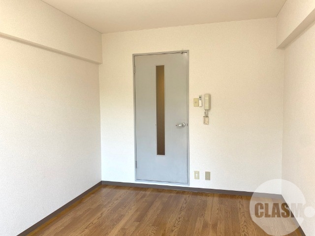 その他部屋・スペース　フローリングだからお掃除しやすいです♪