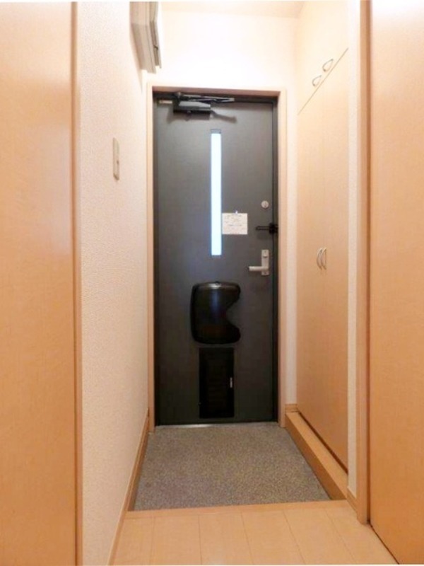 玄関　図面と現状に相違がある場合には現状を優先