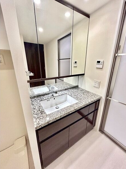 洗面設備　★洗面台