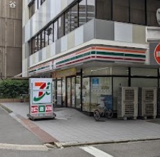 コンビニ　セブンイレブン 名古屋国際センター駅東店（コンビニ）まで417m