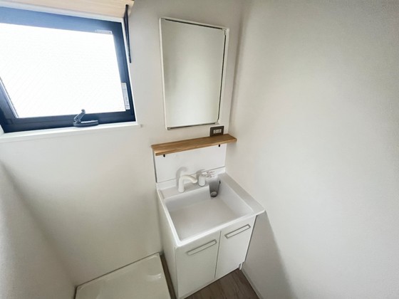洗面設備　※別部屋の写真です