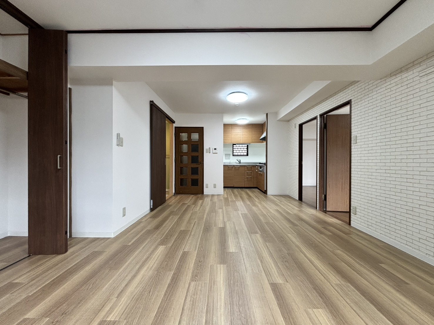 居室・リビング　※別住戸参考写真