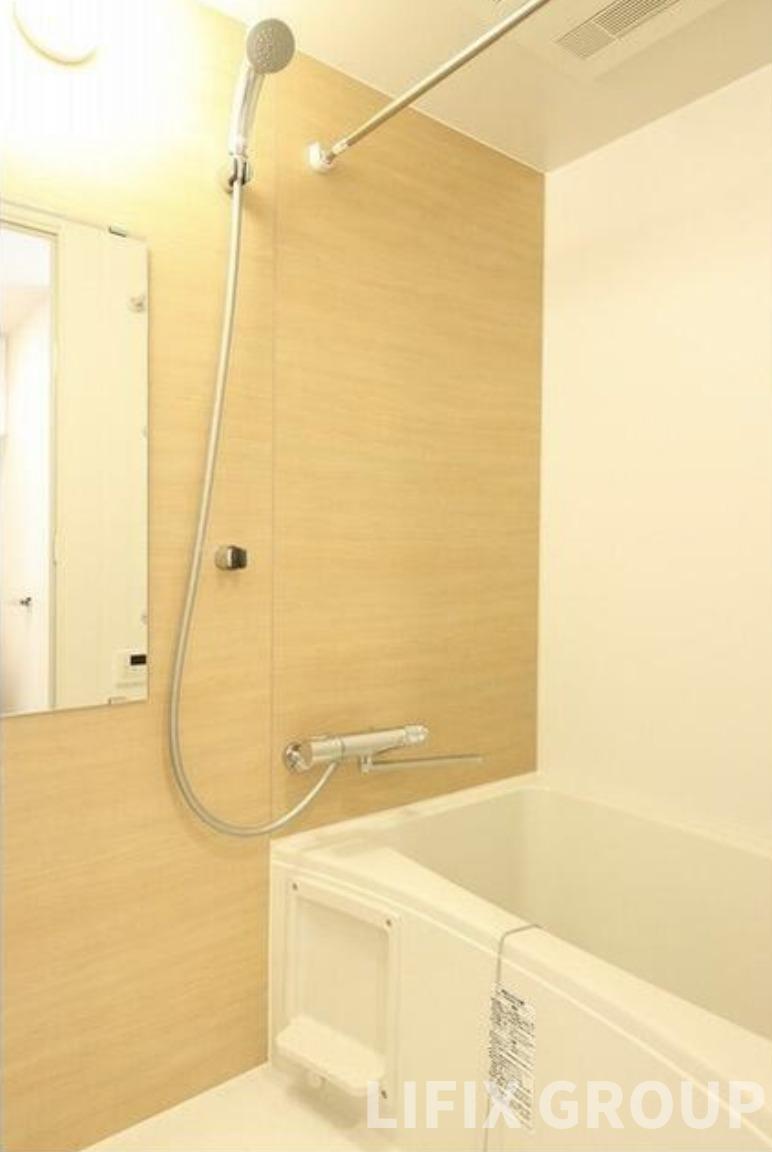 バス・シャワールーム　風呂