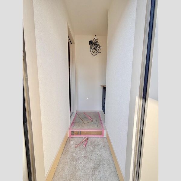 玄関　同シリーズ物件のモデルルームになります※現況優先