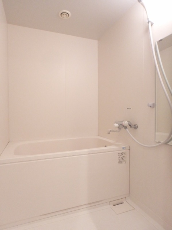 バス・シャワールーム　図面と現状に相違がある場合には現状を優先