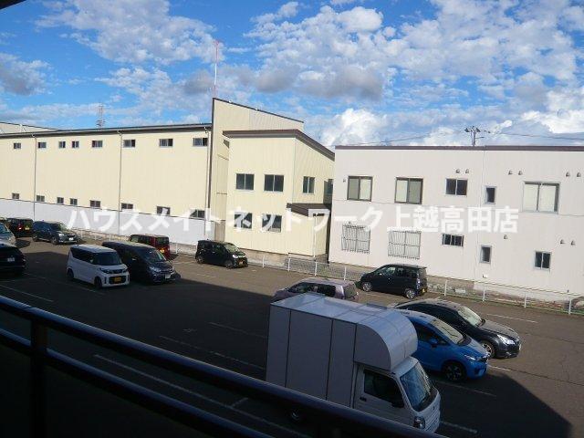 眺望　景観（参考同型Ｂ203号室室内写真）