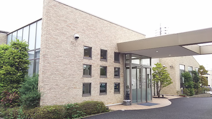 病院　高橋ファミリークリニック（病院）まで602m