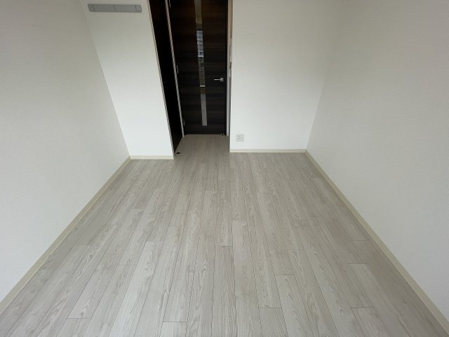 その他部屋・スペース　広くて明るい寝室