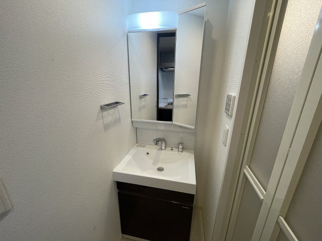 洗面設備　忙しい朝には欠かせない洗面所です