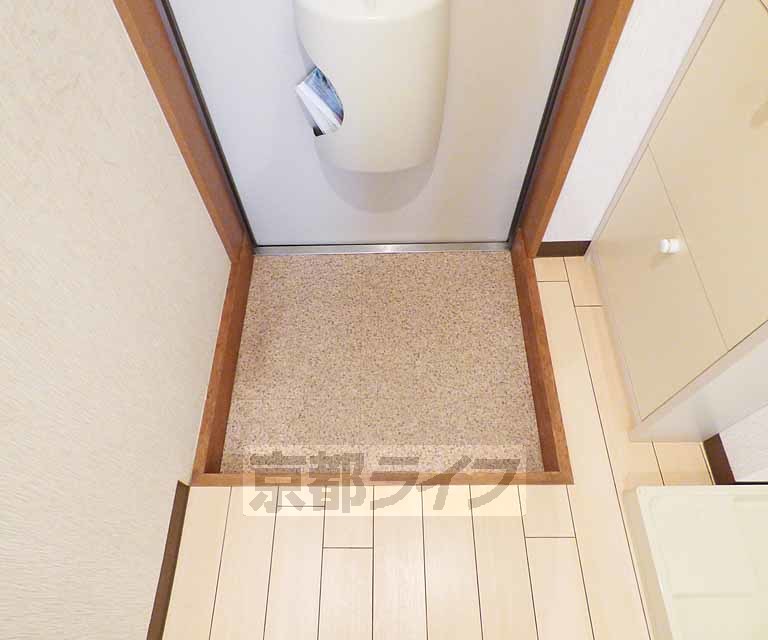 玄関　すっきりとした玄関です。