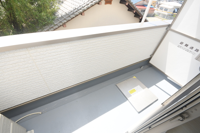 バルコニー　バルコニー