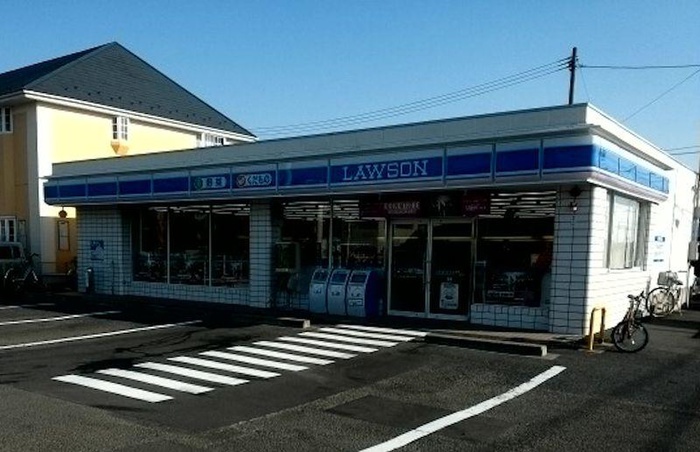 コンビニ　ローソン　南小泉四丁目店（コンビニ）まで450m