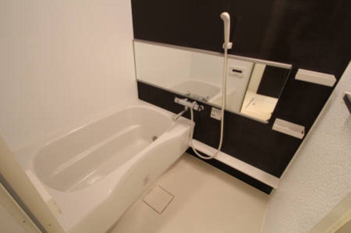 バス・シャワールーム　追焚機能付きの経済的なお風呂