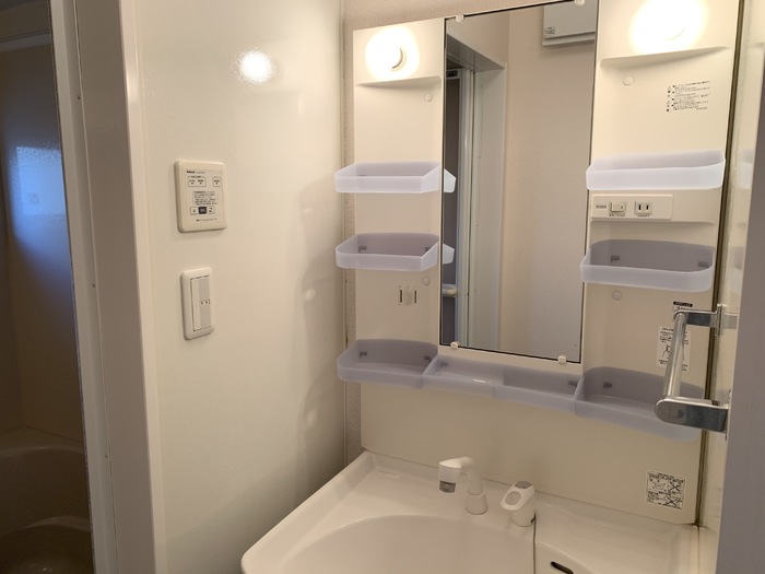 洗面設備　洗髪洗面化粧台