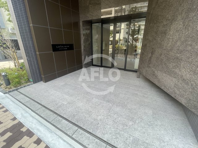 エントランス　リビオメゾン新大阪　エントランス
