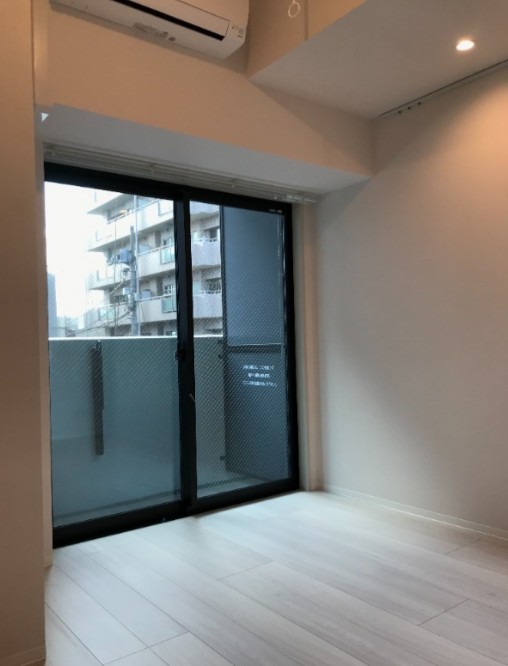 居室・リビング　同施工参照