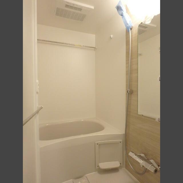 バス・シャワールーム　バスルーム