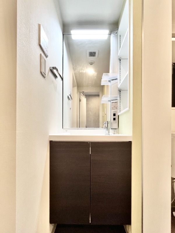 洗面設備　※２０１号室参照※