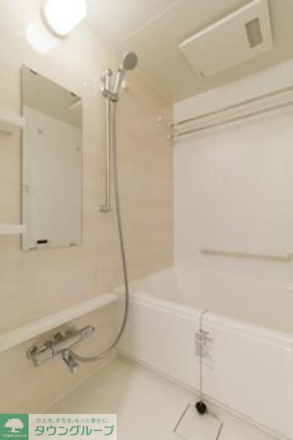 バス・シャワールーム　※写真は同タイプ住戸です。