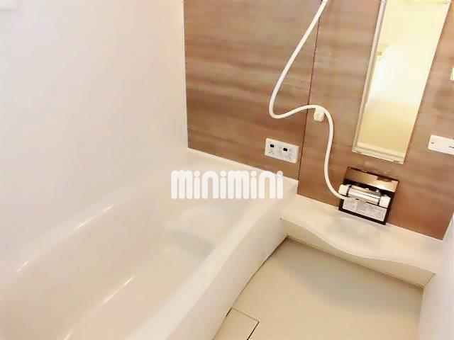 バス・シャワールーム　一坪サイズのお風呂