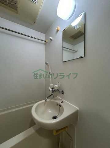 洗面設備　※参考写真です。同じ間取りの別部屋になります。