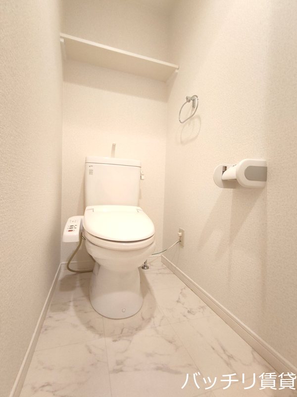 トイレ　別号室写真の為、現状優先