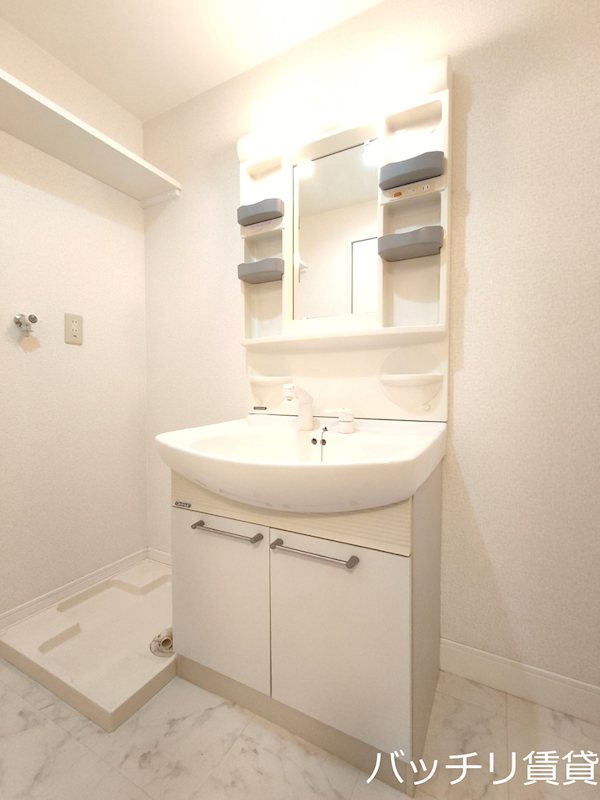 洗面設備　別号室写真の為、現状優先