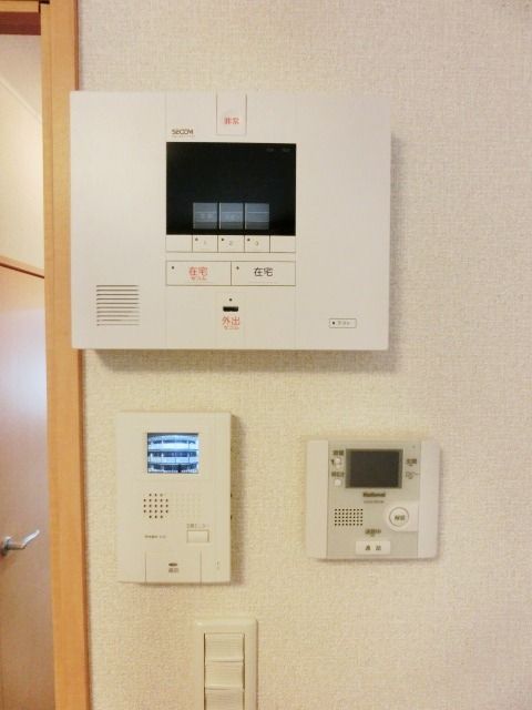 セキュリティ　来訪者が確認できるTVモニターホン