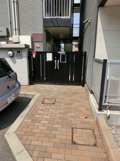 エントランス　エントランス。