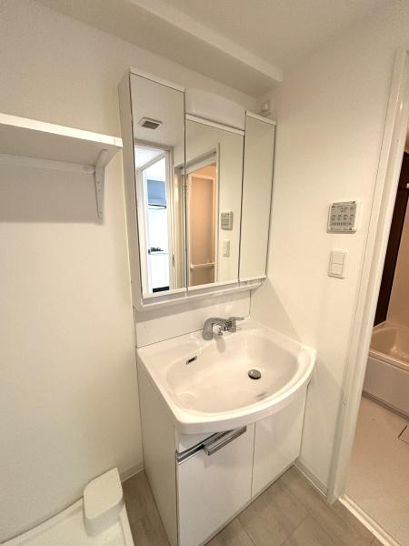 洗面設備　★独立洗面台★