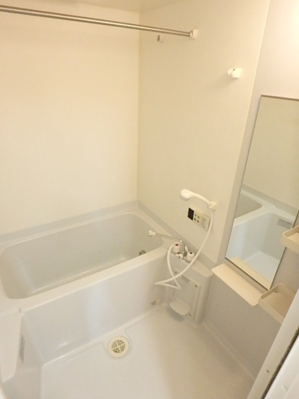 バス・シャワールーム　図面と現状に相違がある場合には現状を優先