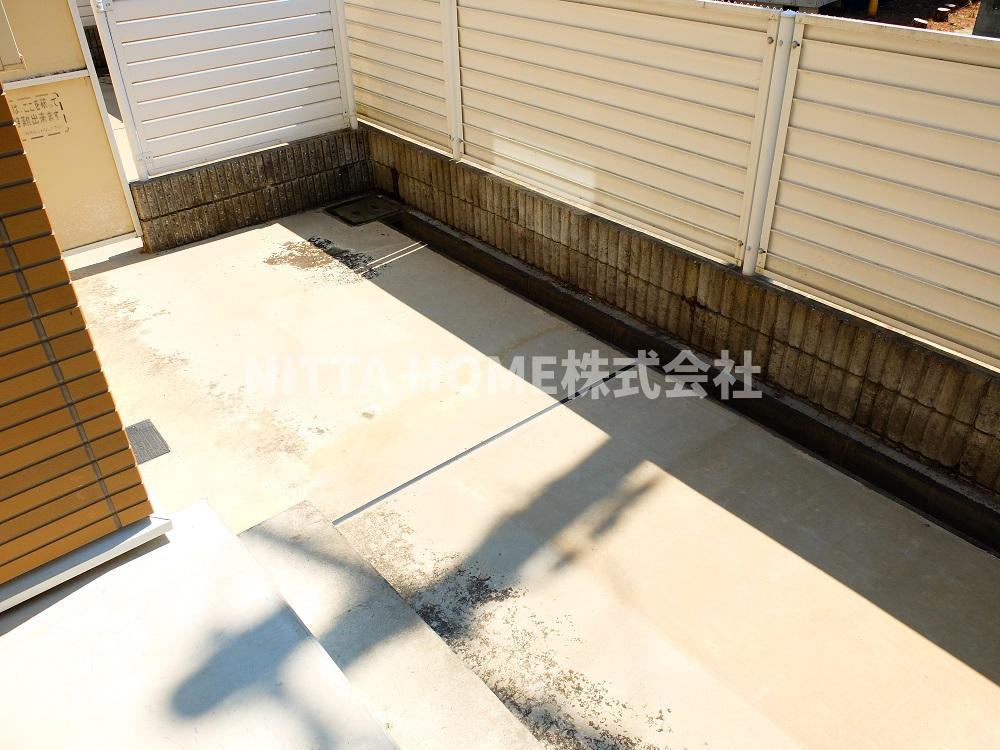 庭　南向き広々テラスが付いています♪