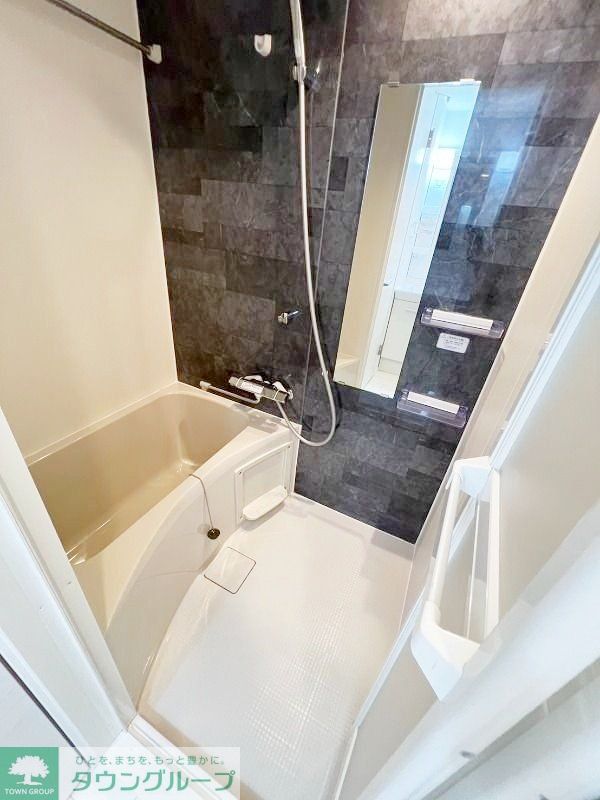 バス・シャワールーム　お部屋探しは株式会社　タウンハウジング　までお気軽にお問合…