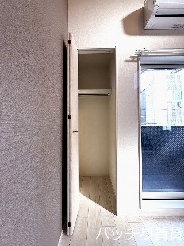 収納　建築中の為　同型タイプ現状優先