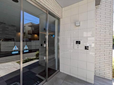 建物外観　外観写真（昼）