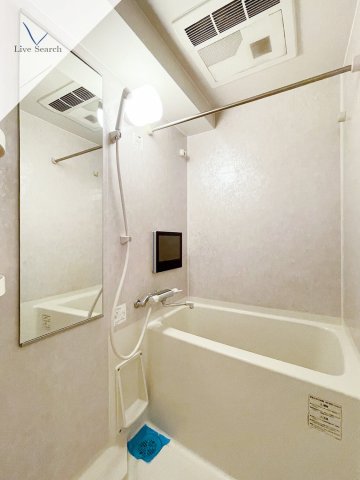 バス・シャワールーム　お風呂で日々の疲れを落としましょう