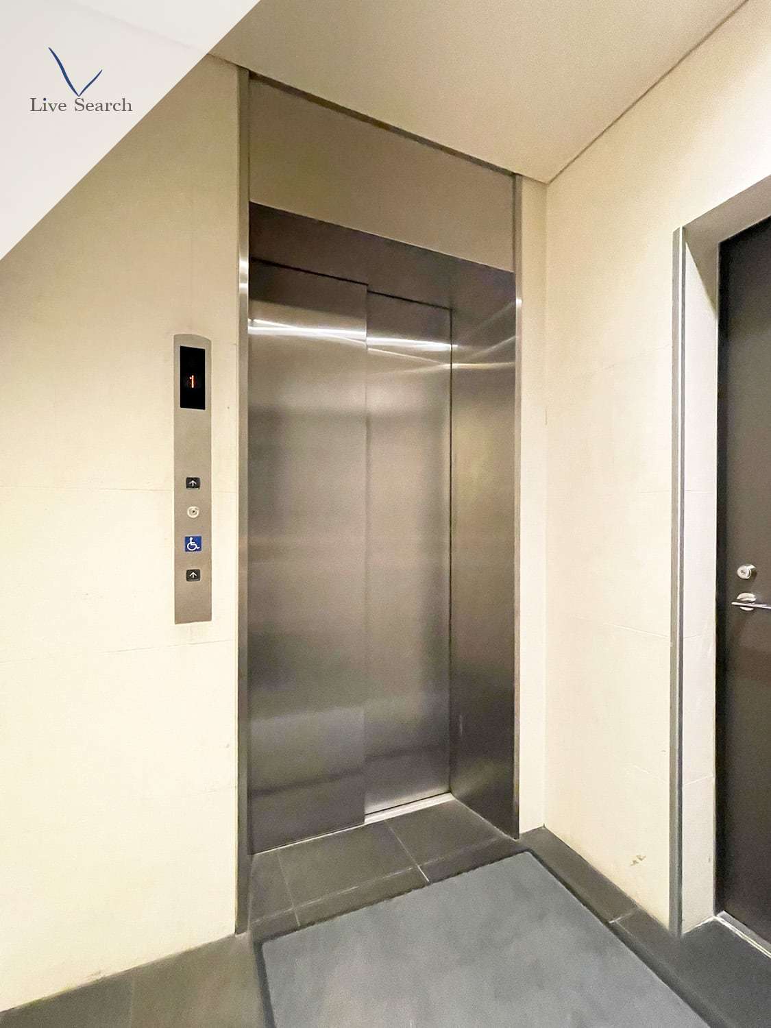 ロビー　落ち着いたロビーです