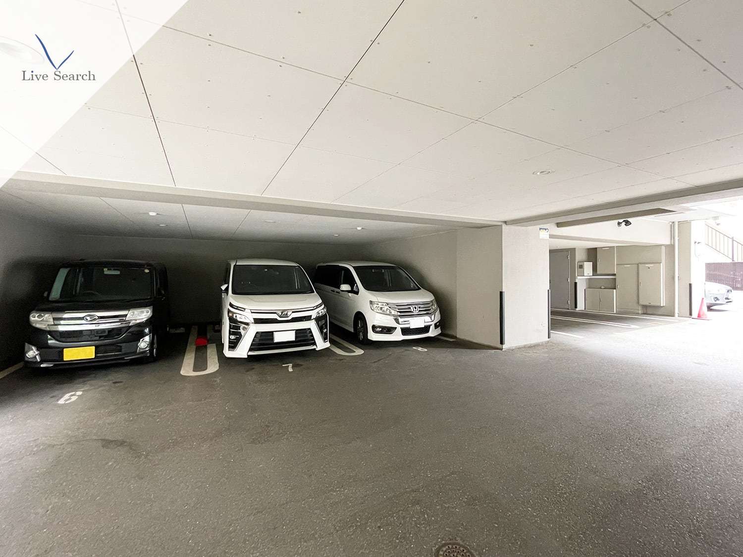 駐車場　カースペースがあります